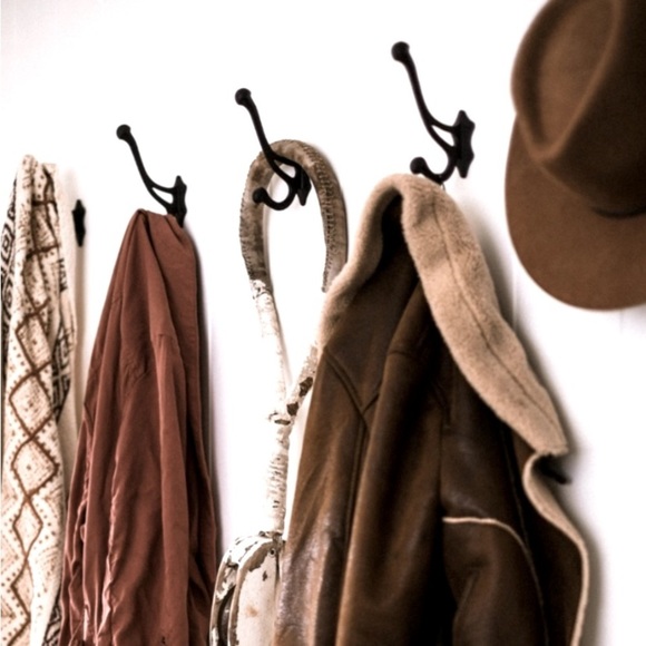 Comfort Set Pillow, Throw & Wrap Natural Black Woven Cashmere Blend Fabulous Set - Picture 12 of 15